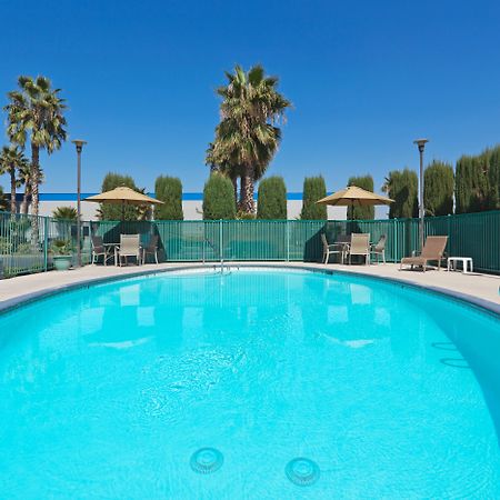Holiday Inn Express Bakersfield By Ihg Einrichtungen foto